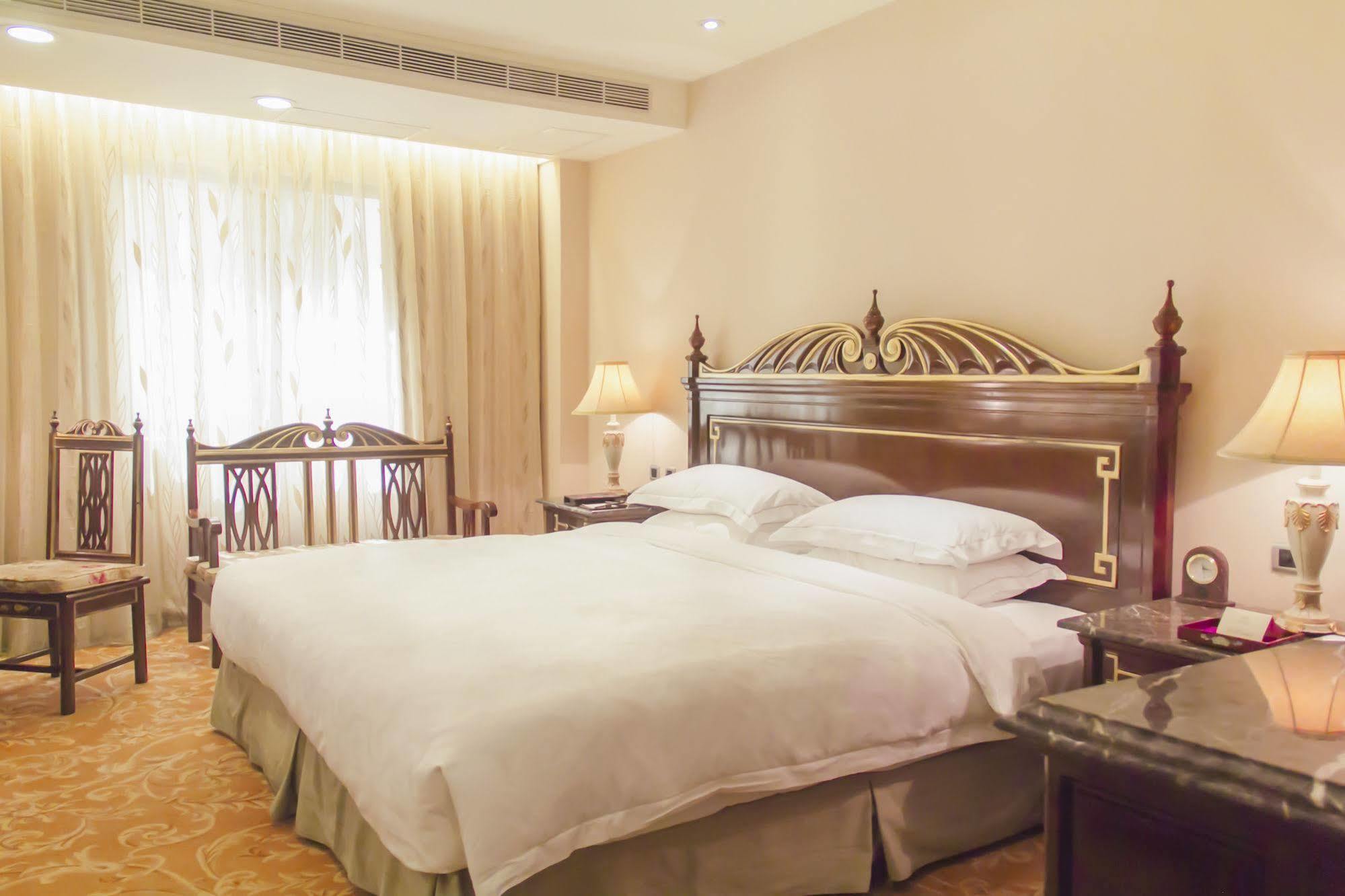Royal Seasons Hotel Beitou Taipei Dış mekan fotoğraf
